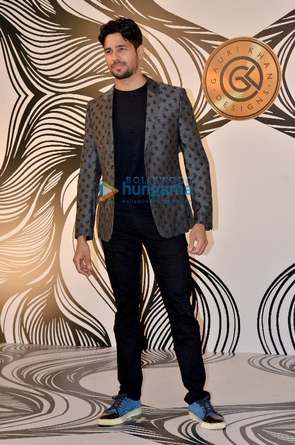 photos celebs snapped at gauri khans design store 1