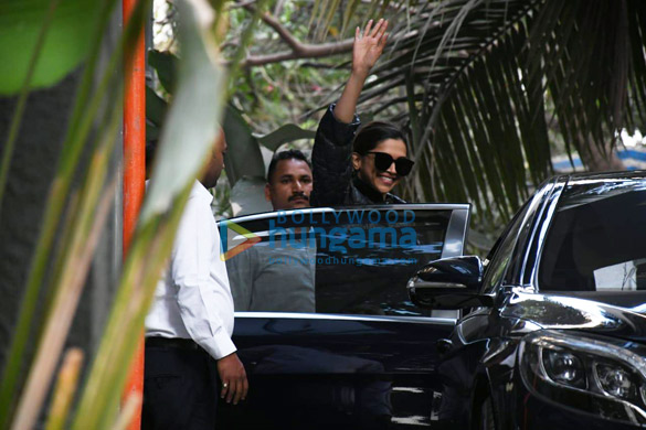 Photos: Deepika Padukone spotted at Maddock Films’ office Photos: Deepika Padukone spotted at Maddock Films’ office