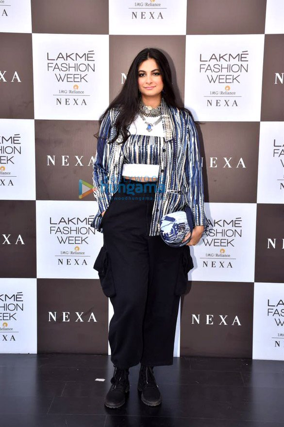 photos esha gupta soha ali khan and others snapped at the lakme fashion week summerresort 2020 13