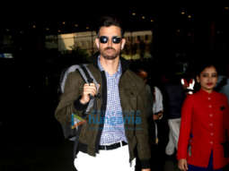 Photos: Hrithik Roshan and Vivek Oberoi snapped at the airport
