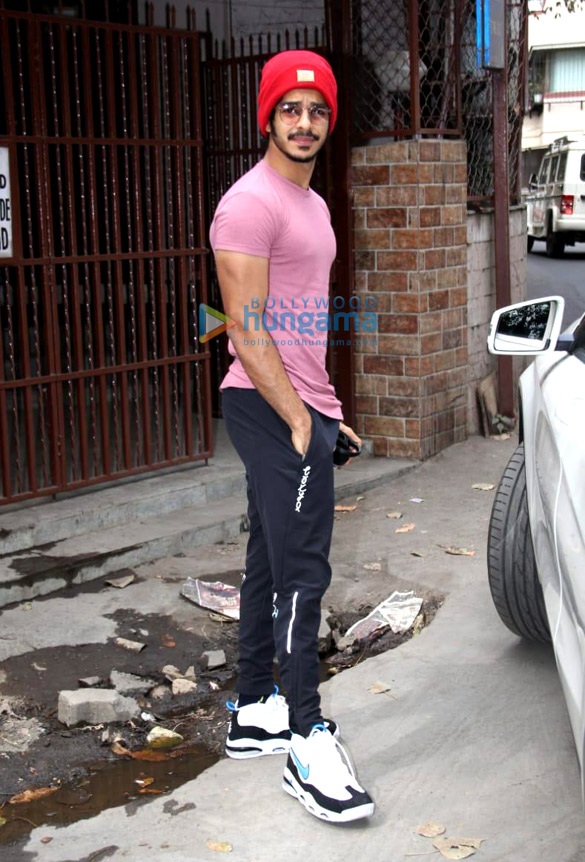 photos ishaan khatter spotted at shankar mahadevans dubbing studio in bandra 1