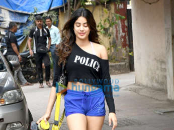 Photos: Janhvi Kapoor spotted outside the gym