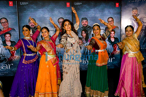 photos rakeysh omprakash mehra shriya saran and others unveils the album mann bheetar 5