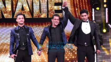 Photos: Salman Khan announces Sidharth Shukla as the winner of Bigg Boss 13, Asim Riaz comes second