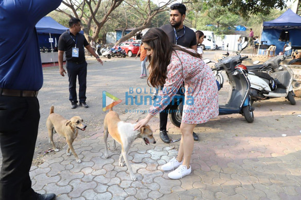 Photos: Shraddha Kapoor spotted at Film City Photos: Shraddha Kapoor spotted at Film City