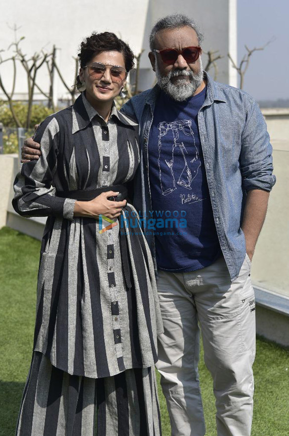 Photos: Taapsee Pannu and Anubhav Sinha snapped promoting their film Thappad Photos: Taapsee Pannu and Anubhav Sinha snapped promoting their film Thappad