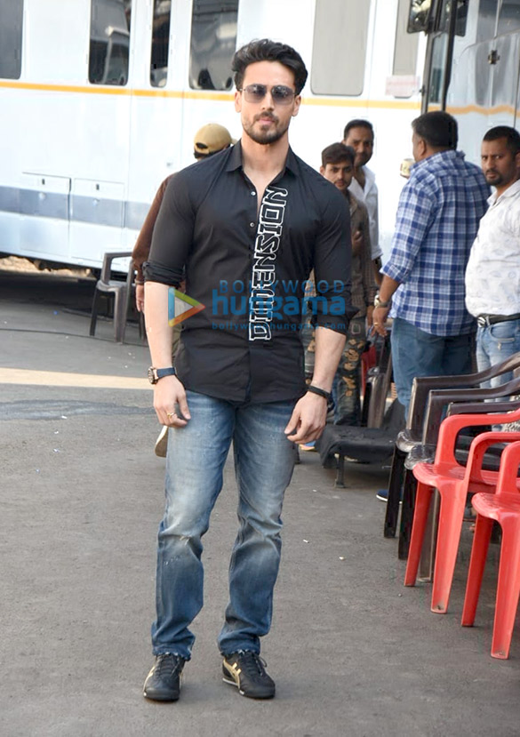 photos tiger shroff and shraddha kapoor snapped during baaghi 3 promotions 3