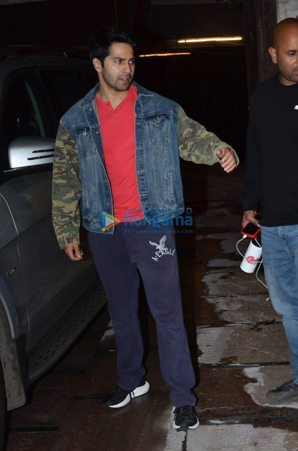 photos varun dhawan nushrat bharucha and vatsal sheth snapped at the gym 2