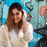 Arti Singh has her Dilwale Dulhania Le Jayenge moment with the iconic song, ‘Mere Khwabon Mein Jo Aaye’