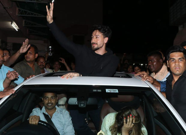 Baaghi 3 Tiger Shroff visited a theatre to surprise his fans