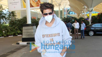 Bhool Bhulaiyaa 2: Kartik Aaryan returns to Mumbai after shoot gets halted due to Coronavirus outbreak