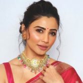 Daisy Shah finds the perfect way to pass time while social distancing