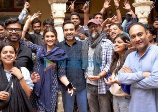 On The Sets Of The Movie Mimi