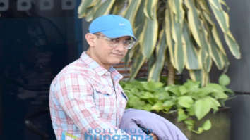 Photos: Aamir Khan snapped at the airport