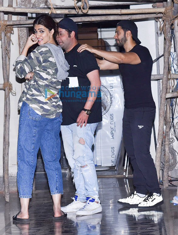photos celebs clicked at seema khans brother bunty sajdehs house party in bandra 14