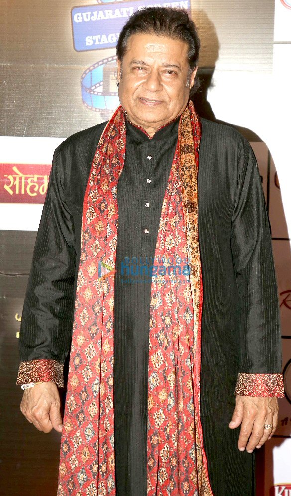 photos daisy shah anand pandit bhumi trivedi and others snapped at 19th transmedia gujarati screen and stage awards 8