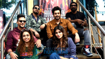 Photos: Mouni Roy snapped at the Holi Mein Rangeele song press conference