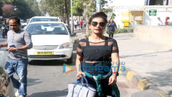 Photos: Patralekha spotted at Foodhall in Bandra