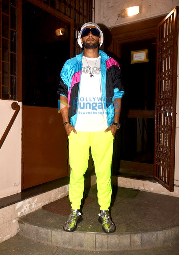 photos ranveer singh snapped in bandra 3