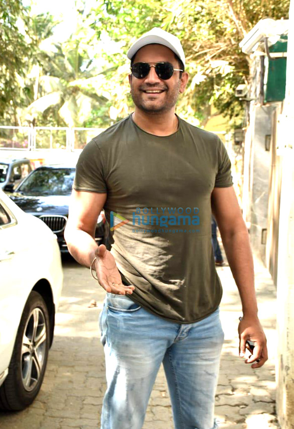 Photos: Sharad Kelkar snapped at a dubbing studio