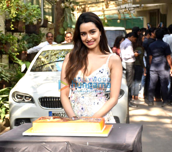 photos shraddha kapoor celebrates her birthday with media 4
