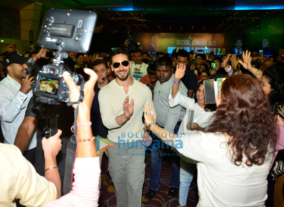 photos tiger shroff attended the incredible you a mega coaching event by arfeen khan 2