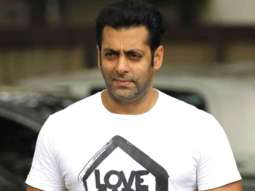 Salman Khan appeals for SOCIAL DISTANCING to combat Covid 19