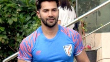 Watch: Varun Dhawan complains about a paparazzi to the police