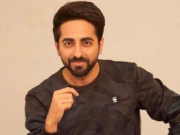 Ayushmann Khurrana recites a poem based on current times written by a Banaras based poet