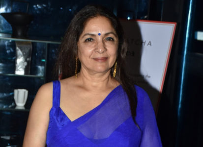 Neena Gupta sews curtain belts in absence of a tailor, shares video :  Bollywood News - Bollywood Hungama