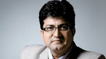Lyricist Prasoon Joshi writes a poem on the 21-day lock-down, urges everyone to co-operate