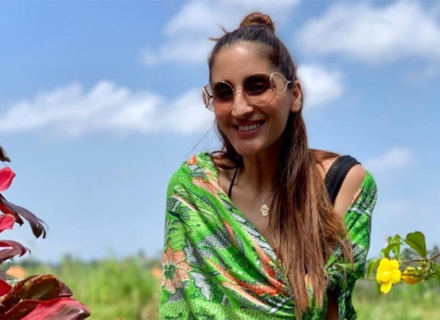 Sussanne Khan's sister Farah Khan Ali tests negative for Covid-19, will be in quarantine till April 29 Sussanne Khan's sister Farah Khan Ali tests negative for Covid-19, will be in quarantine till April 29
