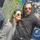 VIDEO Suniel Shetty tries to cook, but Mana Shetty is in control!