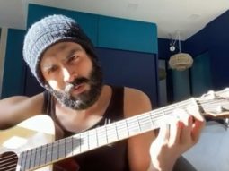 Kartik Aaryan leaves the internet in splits with his guitar playing skills