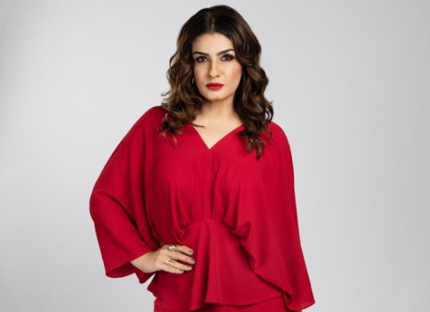 Raveena Tandon hosts a virtual music concert to pay tribute to corona warriors Raveena Tandon hosts a virtual music concert to pay tribute to corona warriors