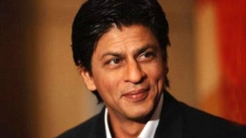 Shah Rukh Khan urges everyone to contribute towards healthcare soldiers in supplies of PPE kits and ventilators