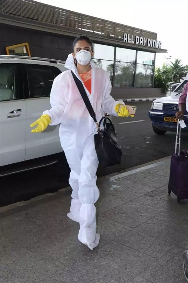 Rakul Preet Singh travels to Delhi, snapped wearing PPE gear 