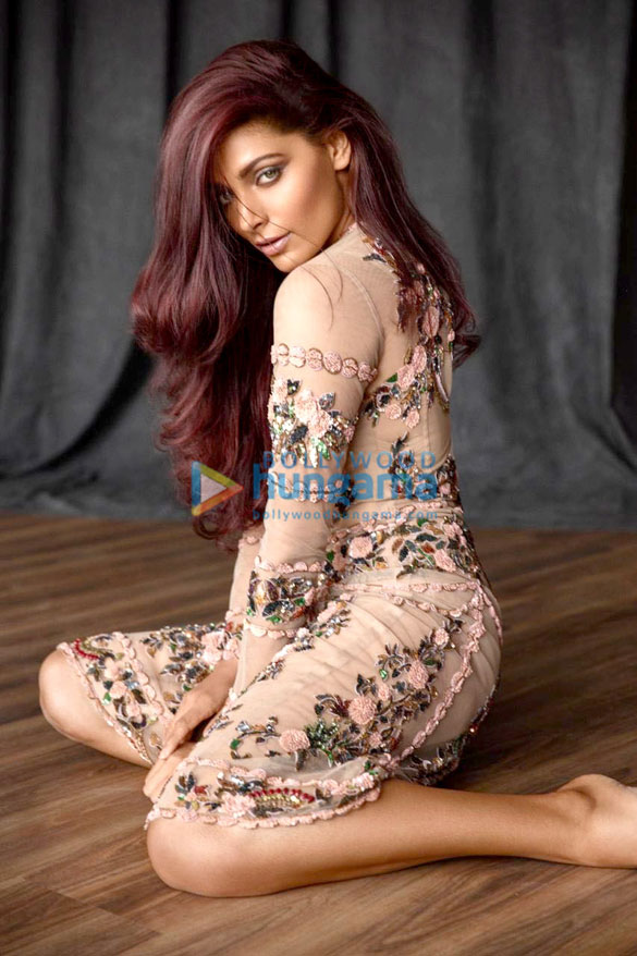 saiyami kher 15