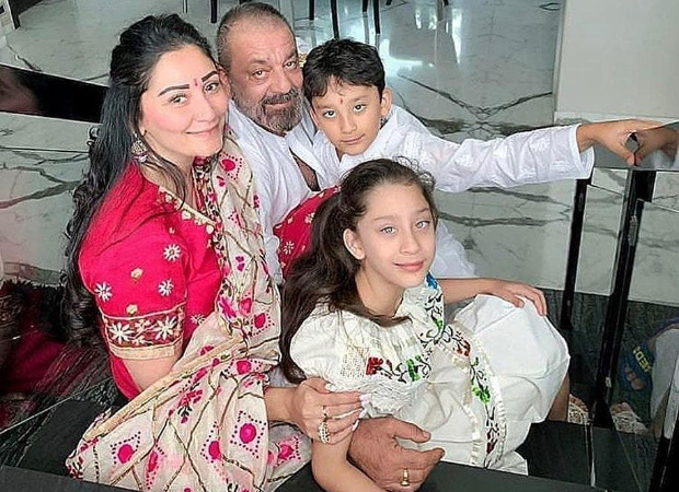 Sanjay Dutt shares a heartwarming throwback photo with Maanayata, Shahraan, Iqra Sanjay Dutt shares a heartwarming throwback photo with Maanayata, Shahraan, Iqra