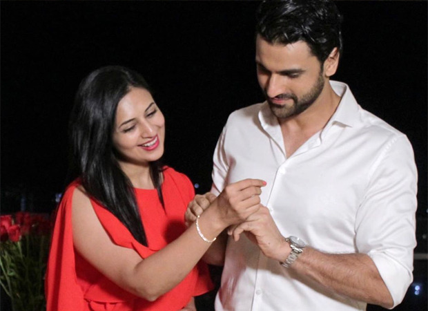 Divyanka Tripathi and Vivek Dahiya’s anniversary celebration pictures are romance at its best!