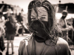 Gal Gadot wears a mask in a new photo from Wonder Woman 1984 set 