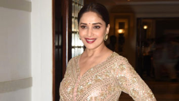 LOL- “Akshay Kumar always STEALS watches from people without them knowing”: Madhuri Dixit | Rapid Fire