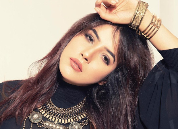 Shehnaaz Gill’s rehearsal video for ‘Kurta Pajama’ is going to drive your mid-week mood blues away!