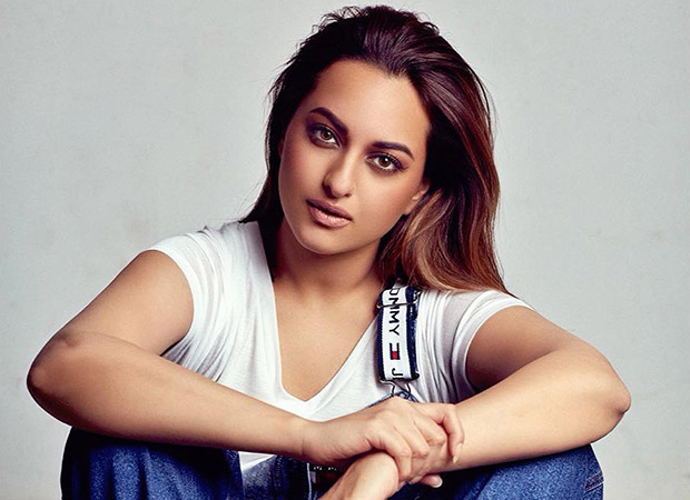 Sonakshi Sinha teams up with Special IGP of Maharashtra for Mission Josh’s Campaign and other experts to put an end to cyberbullying Sonakshi Sinha teams up with Special IGP of Maharashtra for Mission Josh’s Campaign and other experts to put an end to cyberbullying