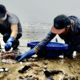 "We are in it together and I must also be responsible"- Randeep Hooda speaks on pitching in to clean up Mumbai beach in midst of pandemic