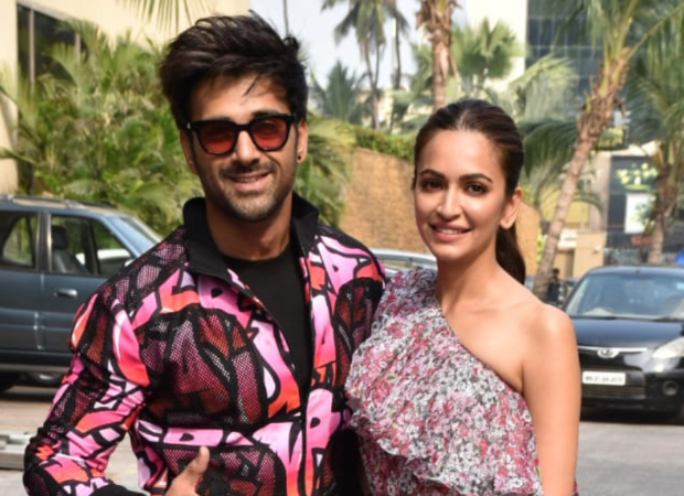 Kriti Kharbanda captures Pulkit Samrat and his pet dog ‘meditating’