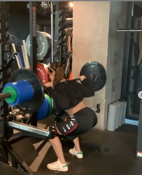 Disha Patani shares throwback videos doing squats with 80 kilos weight 