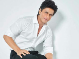 Shah Rukh Khan bids adieu to Ganpati bappa