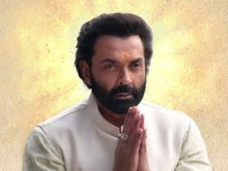 Binge Ke Dushman | Bingevachans by Bobby Deol | Aashram