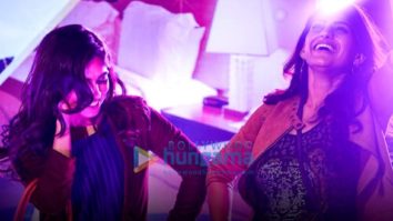 Movie stills of the movie Dolly Kitty Aur Woh Chamakte Sitare